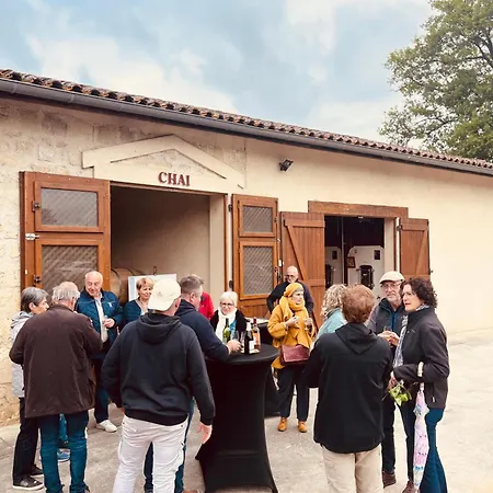 Maison Des Capucins - De Pomerol Frühstückspension 3*