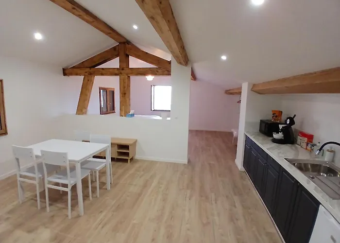 فندق مبيت وإفطار Maison Des Capucins Lalande-de-Pomerol