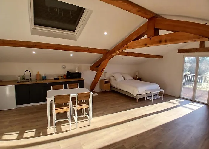 Maison Des Capucins Frühstückspension Lalande-de-Pomerol